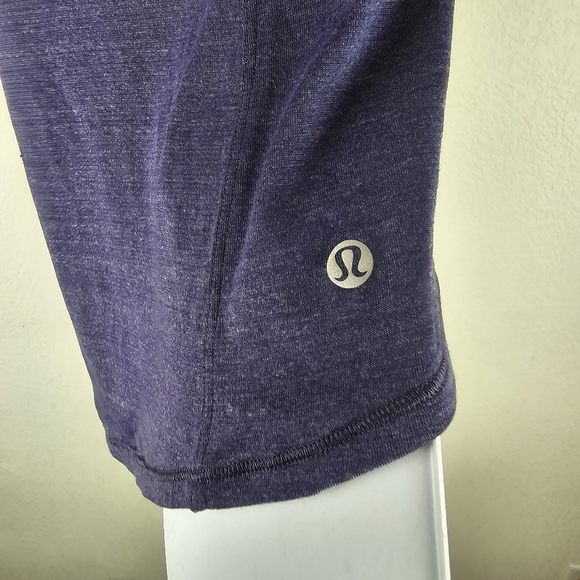 Lululemon Twist and Reach Tank Open Back Split with Built-In Bra Size 2 Purple - Picture 8 of 14